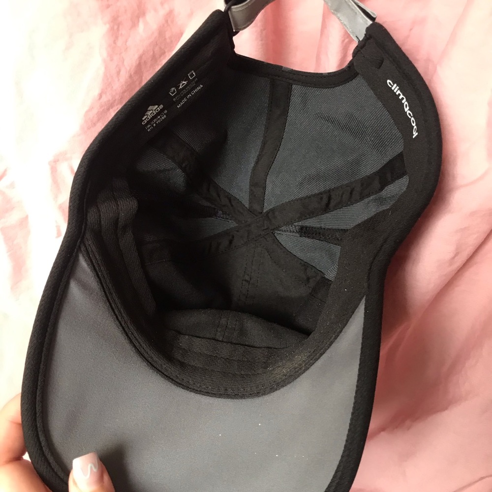 Adidas hat - Picture 5 of 7